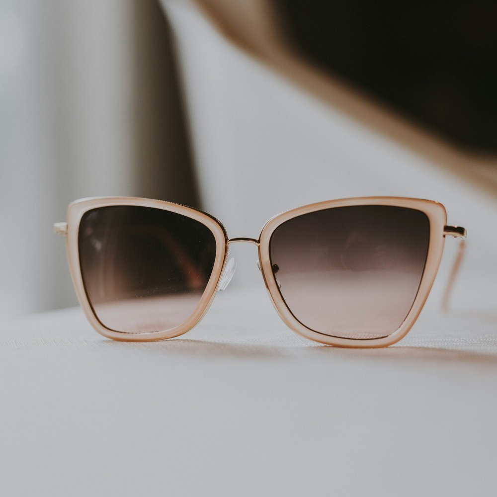 MGI IONSPEC Cat Eye Rose CR2